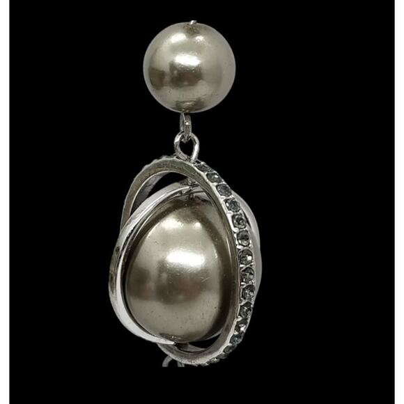 Simply Vera Wang Tassel Necklace Silvertone
34" Snake Chain Rhinestone Necklace - Picture 3 of 4